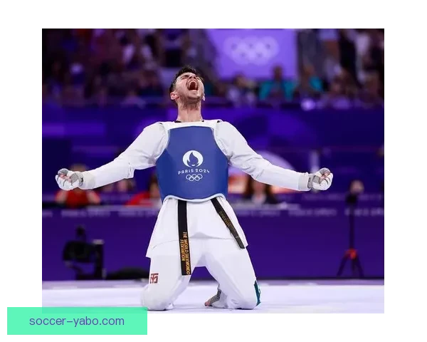 Shams:卡里姆洛佩兹参选有望首轮被选中创造墨西哥裔历史 Shams:卡里姆洛佩兹参选有望首轮被选中创造墨西哥裔历史