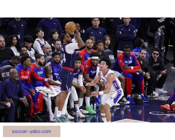 科尔谈梅尔顿拇指伤势困扰及球队第三节崩盘问题